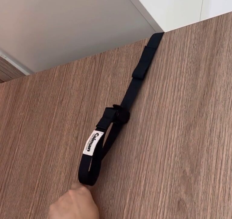 Install FITKIT Door Anchor Straps on the door – Quick Version
